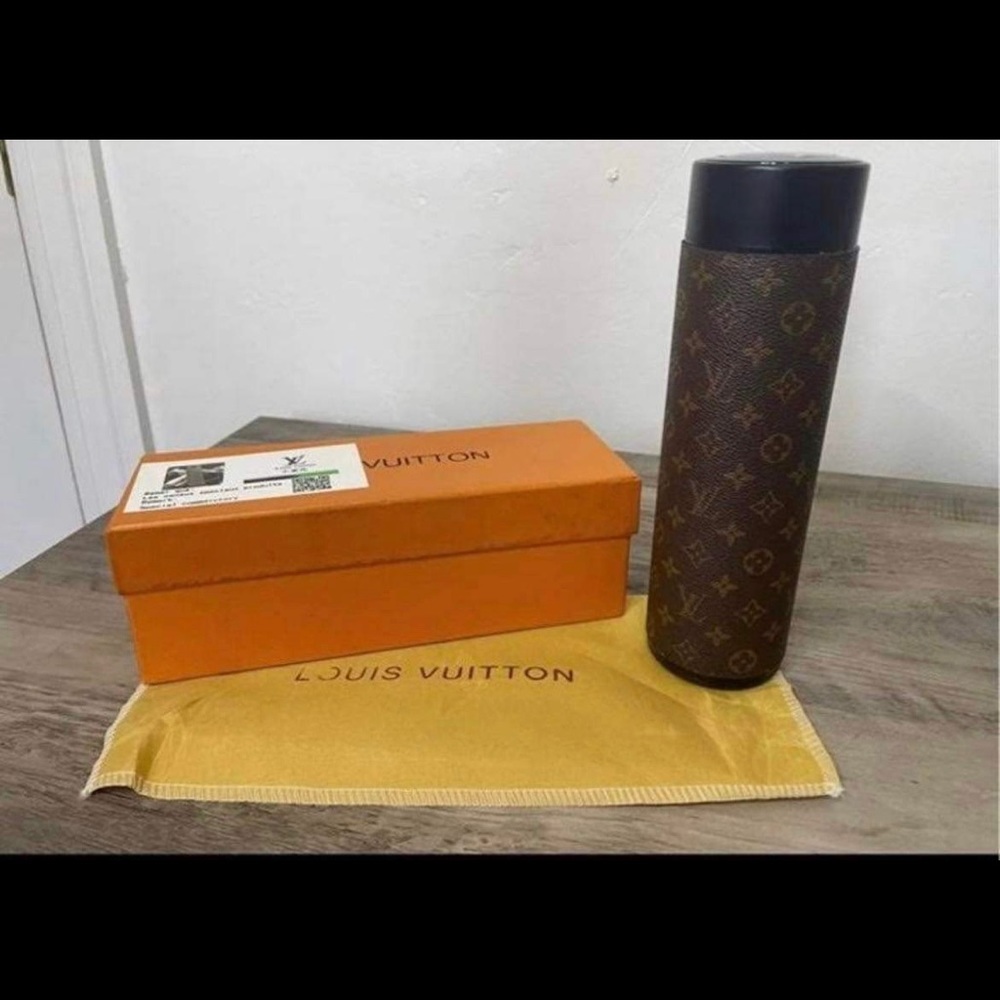 LV tumbler
